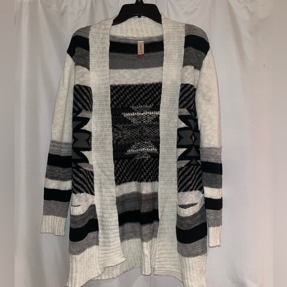 Black and white cardigan size medium/large